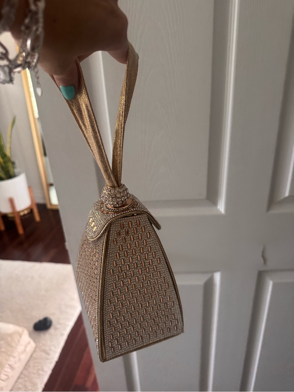 Elegant Gold Crystal Evening Bag - Women's Wristlet